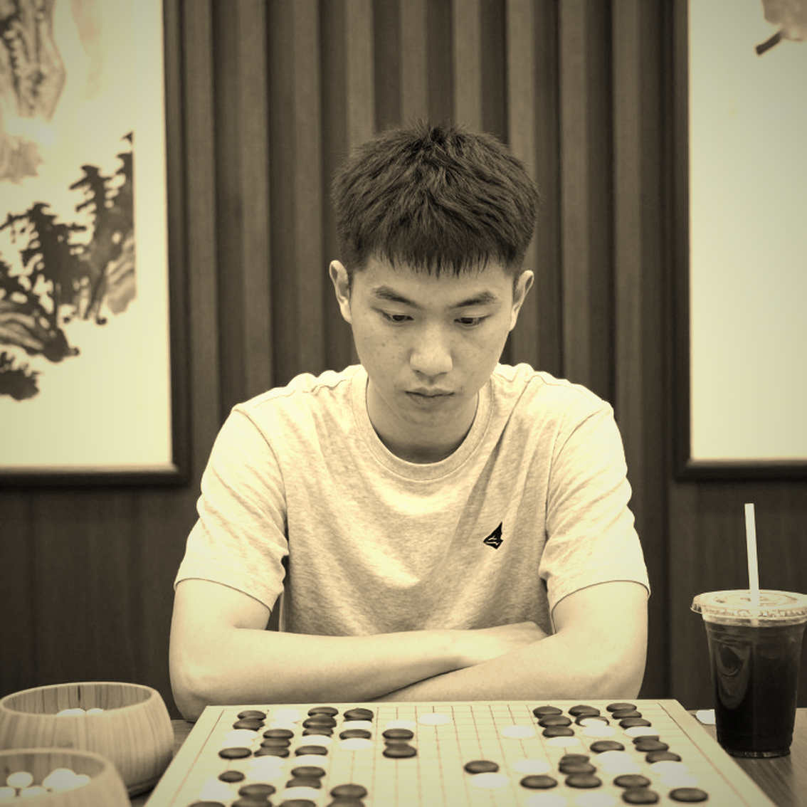 Thunderpick World Championship 2026: Bốn tỷ số 2-0, một tấm visa bị từ chối, và bài toán của giải CS2 tám đội